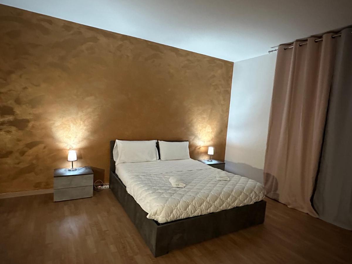 Gasthof Leone D'oro 2 - Milano Street *